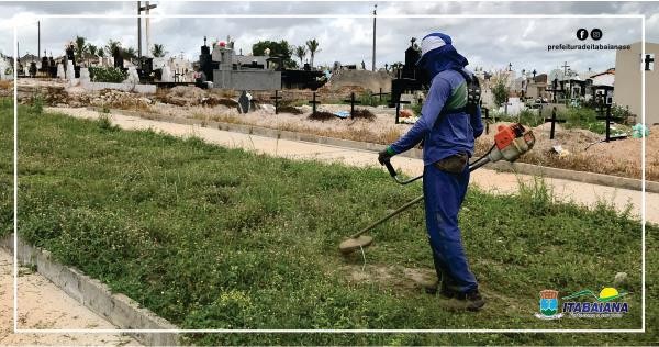 CAPINAGEM: CEMITÉRIO DO PÉ DO VEADO PASSA POR LIMPEZA