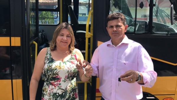 FNDE ATENDE SOLICITAÇÃO DA SEDUC E ENVIA MAIS UM ÔNIBUS ESCOLAR PARA O MUNICÍPIO