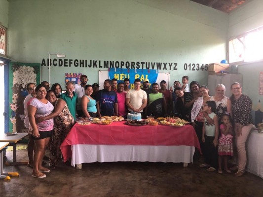 CRECHES COMEMORAM DIA DOS PAIS COM CAFÉ DA MANHÃ