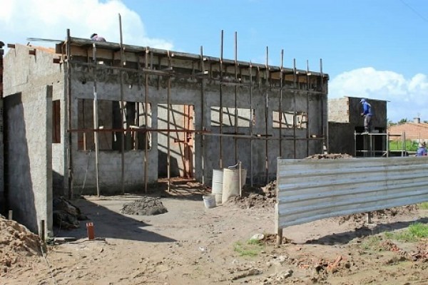 OBRAS DA PREFEITURA DE ITABAIANA NO BAIRRO RIACHO DOCE PROSSEGUEM EM RITMO ACELERADO