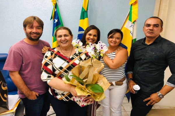 PROCURADORES MUNICIPAIS AGRADECEM A PREFEITA CARMINHA MENDONÇA