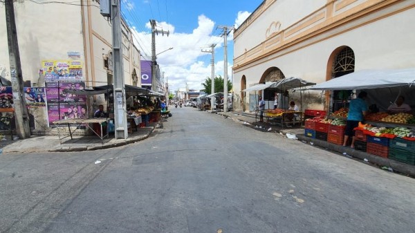 ESTRATÉGIA DA SMTT GARANTIRÁ SEGURANÇA DO TRÂNSITO DA FEIRA LIVRE