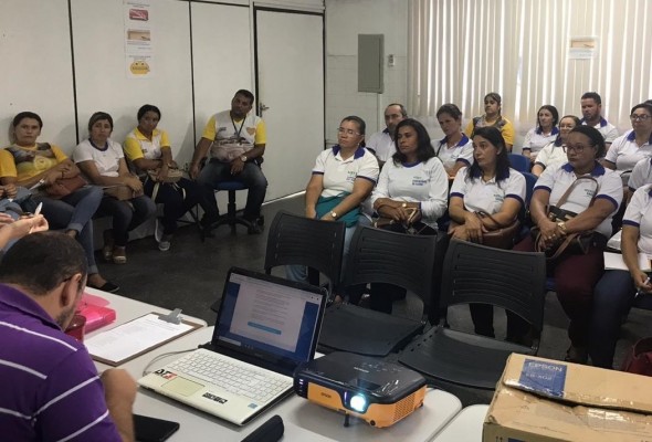 SECRETARIA DA SAÚDE REALIZA CAPACITAÇÃO PARA USO DE TABLETS E FUNCIONAMENTO DO e-SUS AB