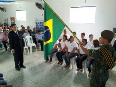 Prefeito é empossado presidente da Junta Militar