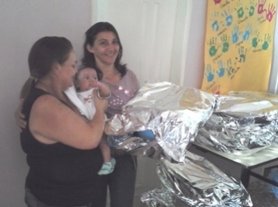 Desenvolvimento Social entrega kits para gestantes