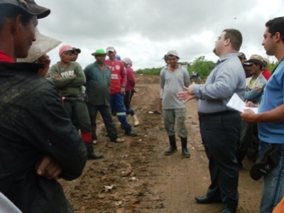 Prefeitura realiza a entrega de novos EPIs aos trabalhadores da Terra Dura