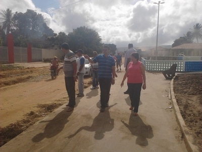 Prefeito Assina Ordem de Serviço para Calçamento do Povoado Mangabeira