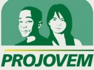 SEDES realiza Cadastramento Para o Antigo Projovem no Bairro Queimadas