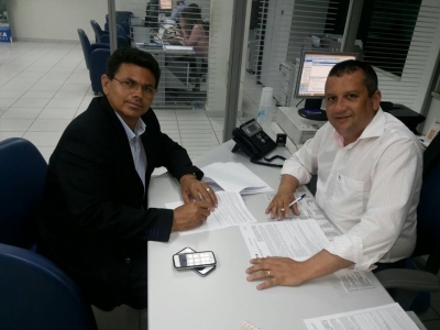 Prefeito Assina Mais Dois Contratos Junto a Caixa Econômica