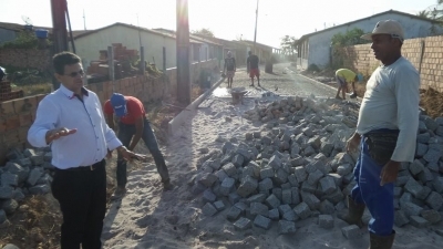 Prefeito Visita Obras em Andamento na Cidade