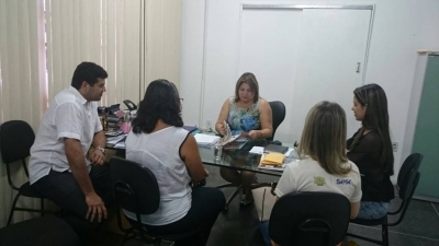Secretária Recebe membros do Mesa Brasil