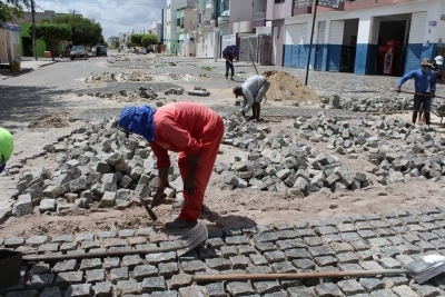 Obras de Pavimentação Seguem no Bairro Porto