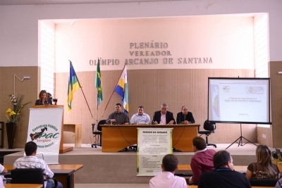 Prefeito Participa do I Fórum de Diálogos 2015 do Consórcio do Agreste Central
