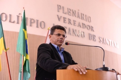 Prefeito Valmir leva mensagem na abertura dos trabalhos da Câmara