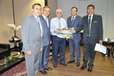 Prefeito é Recebido Por Ministro dos Transportes em Brasília
