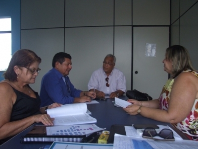 Secom inicia nova etapa de trabalho visitando a  secretária de Educação