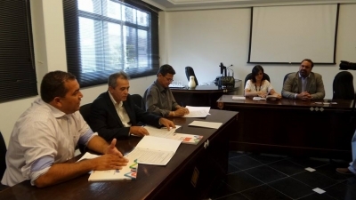 Prefeito Assina Convênio com Universidade