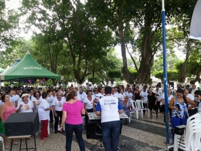 Praça Fausto Cardoso recebeu com carinho as Cheias de Charme