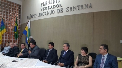 Prefeito Participa de Sessão Solene na Câmara de Itabaiana