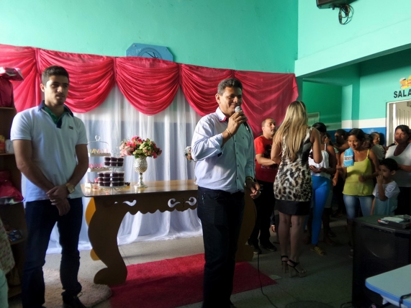 Valmir Participa de Comemoração do dia das Mães