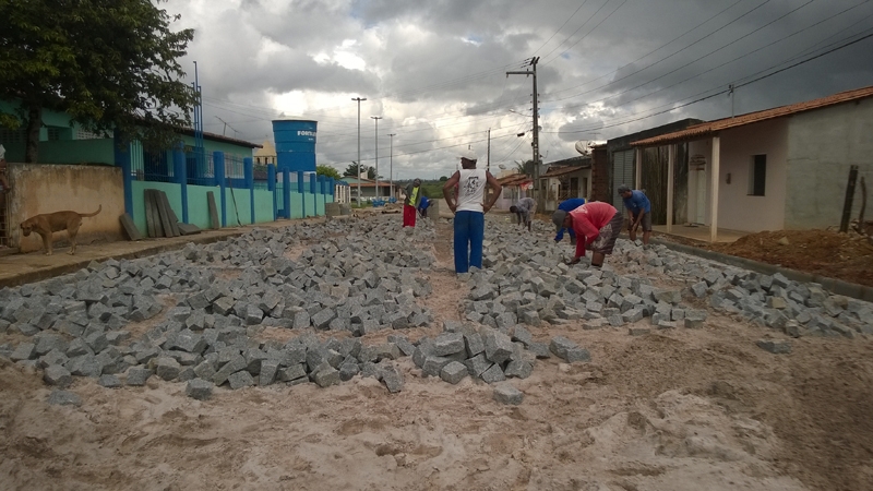 A prefeitura de Itabaiana através da secretaria de obras segue trabalhando no povoado Agrovila