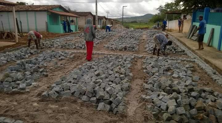 Obras de Pavimentação do Povoado Agrovila Seguem em Ritmo Acelerado