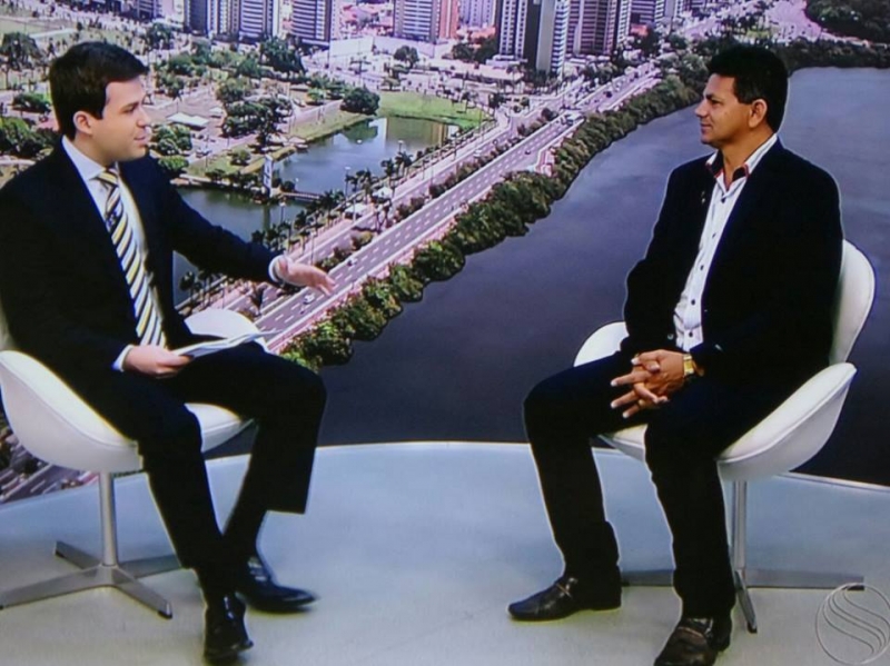 Prefeito Valmir de Francisquinho concede entrevista ao programa Bom Dia Sergipe