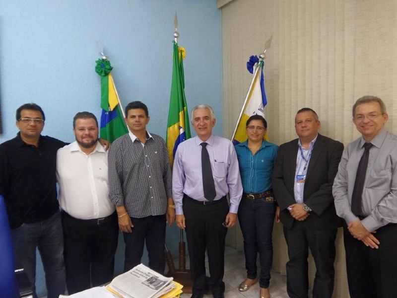 Novo Superintendente da Caixa em Sergipe Visita Prefeito Valmir de Francisquinho