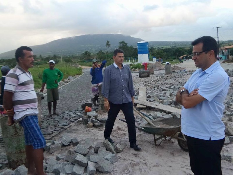 Obras de Pavimentação do Povoado Agrovila Seguem em Ritmo Acelerado