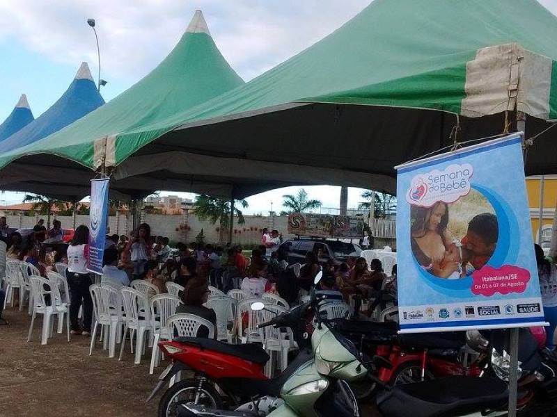 Abertura da Semana do Bebê e Aleitamento Materno acontecem na Praça Chiara Lubich
