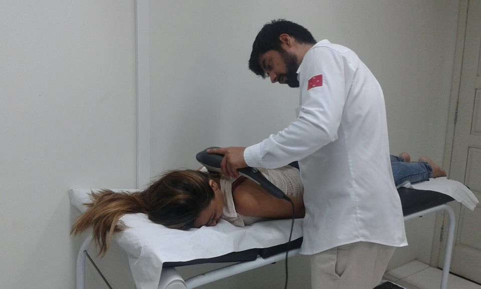 SERVIDORES DA PREFEITURA DE ITABAIANA GANHAM SESSÕES DE MASSAGEM PARA RELAXAMENTO