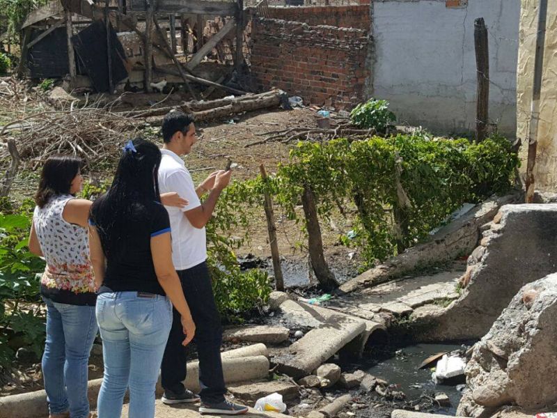 DEFESA CIVIL REALIZA TRABALHO PREVENTIVO DE LIMPEZA NOS CANAIS DA CIDADE ANTES DA CHEGADA DAS CHUVAS