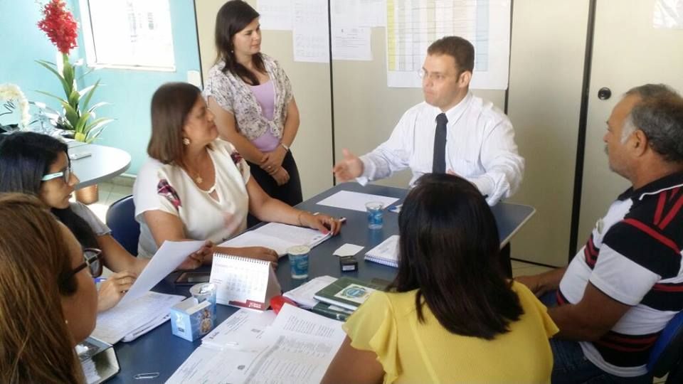 SECRETARIA DE EDUCAÇÃO INICIA PROCESSO DE NUCLEAÇÃO DE OITO ESCOLAS DA ZONA RURAL