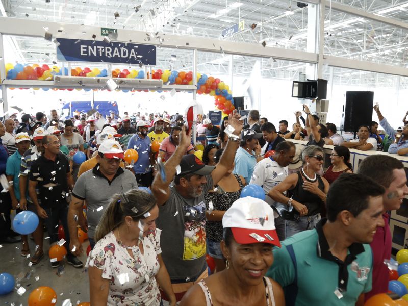 SUPERMERCADO ASSAÍ ATACADISTA É INAUGURADO EM ITABAIANA