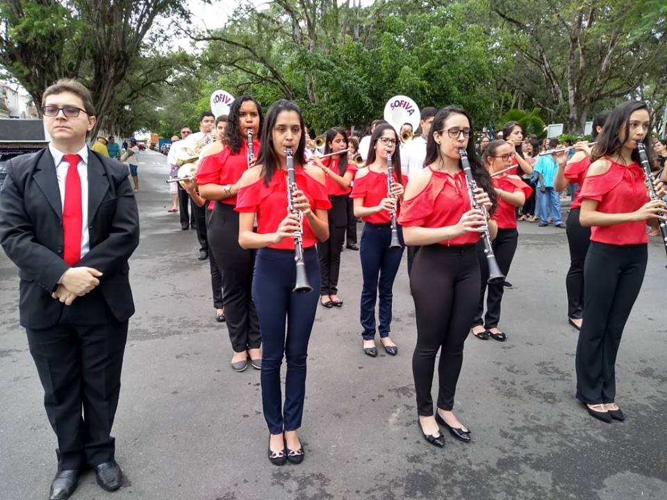 SOLENIDADE CÍVICA MARCA ABERTURA DA SEMANA DA PÁTRIA EM ITABAIANA