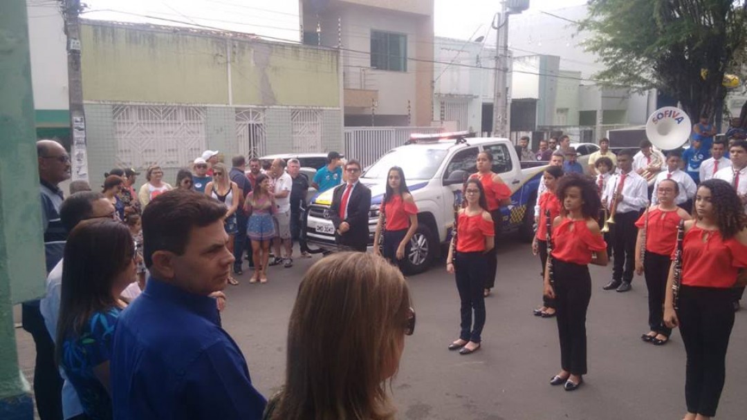 SEGUNDO DIA DA SEMANA DA PÁTRIA TEM PARTICIPAÇÃO DE SERVIDORES MUNICIPAIS E COMUNIDADE