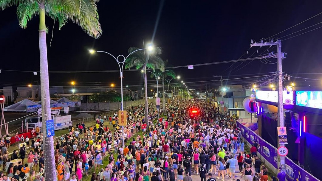Bloco Alerta arrasta multidão na abertura da Micarana 2023
