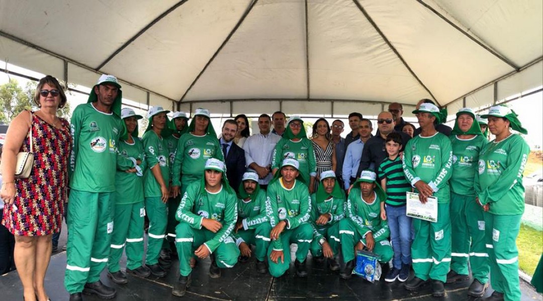 GALPÃO DE TRIAGEM DE RESÍDUOS SÓLIDOS É INAUGURADO EM ITABAIANA