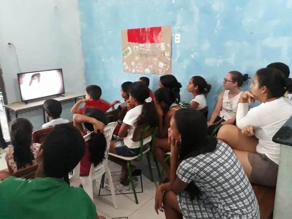 CRIANÇAS E ADOLESCENTES DO POVOADO RIO DAS PEDRAS PARTICIPAM DE REFLEXÃO SOBRE O BULLYING