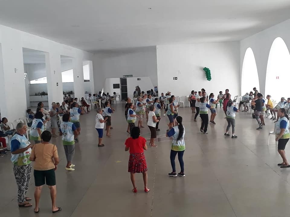 CONFRATERNIZAÇÃO DO GRUPO LUZ E VIDA