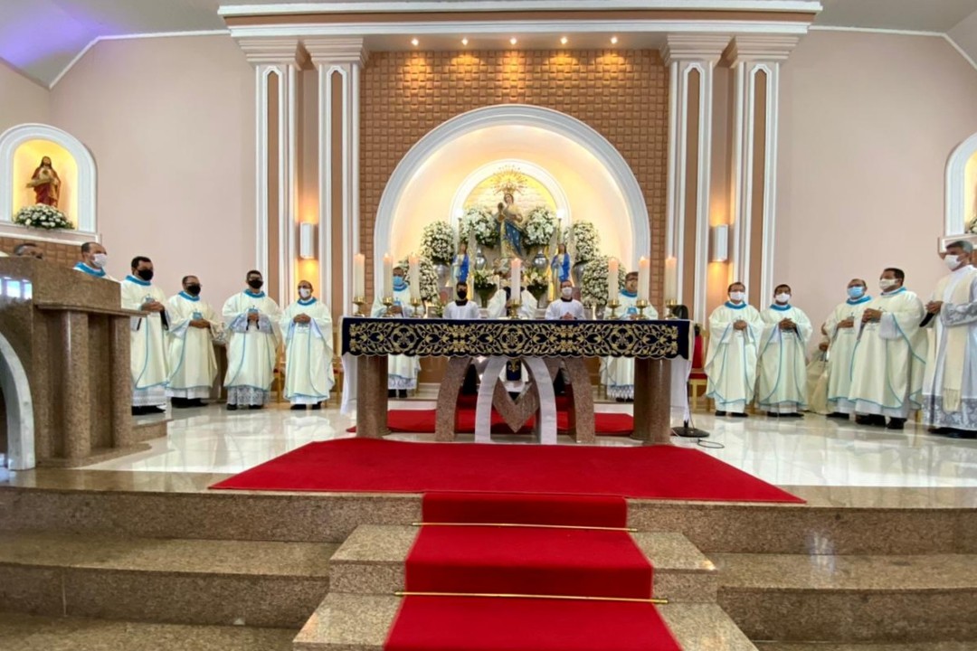 Católicos celebram a festa de Nossa Senhora do Bom Parto em Itabaiana