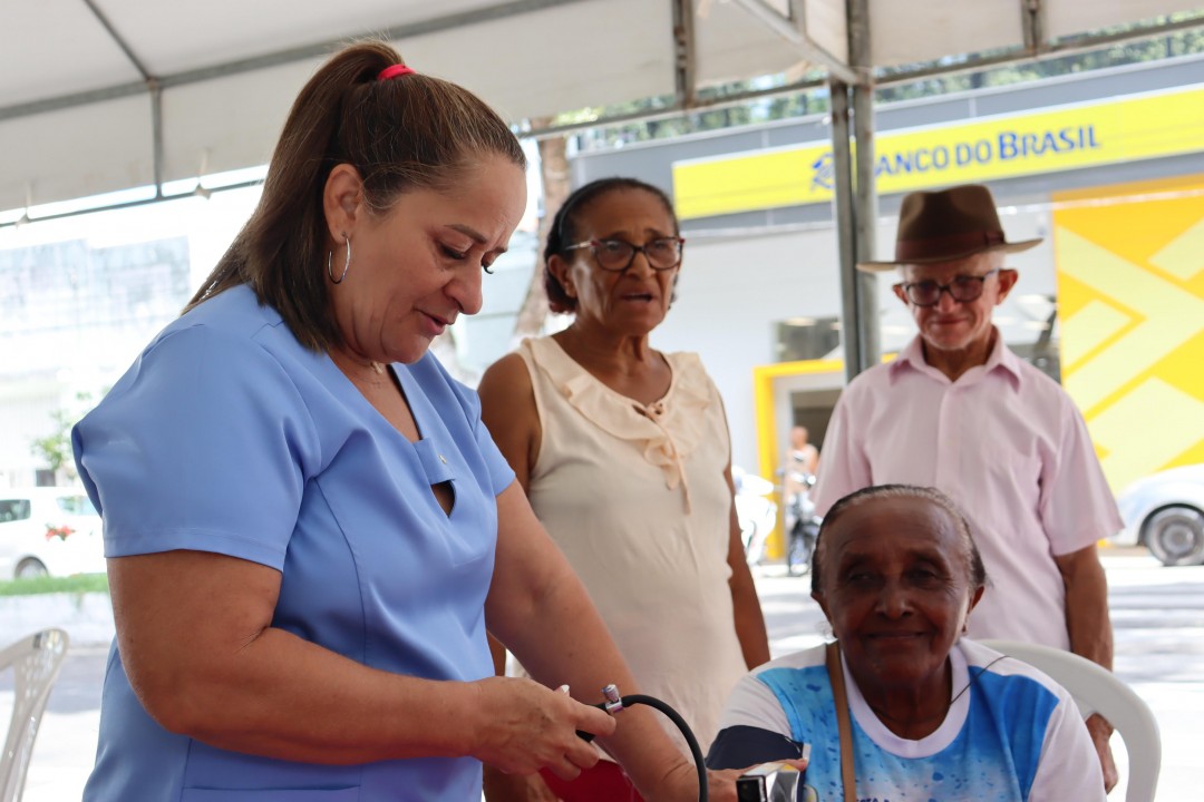 Em homenagem à Semana da Mulher, Prefeitura de Itabaiana promove Pit Stop Lilás na Praça Fausto Cardoso