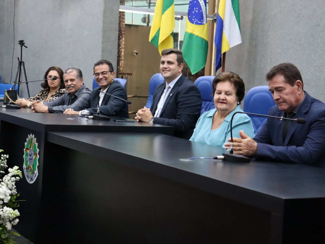 Seis personalidades são agraciadas com a Comenda Professor Sebrão Sobrinho e Medalha Santa Dulce dos Pobres