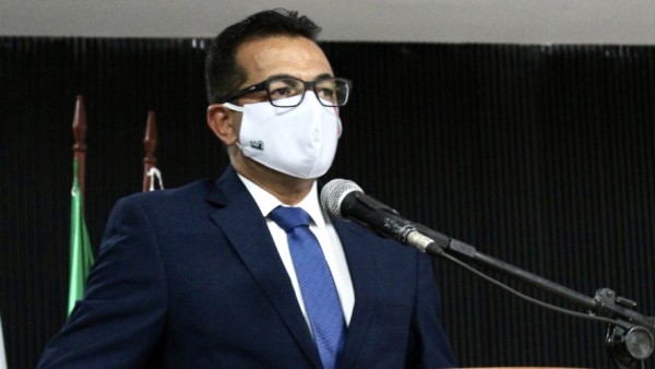 “Só irei tomar a vacina depois que o último itabaianense for vacinado”, afirma Adailton Sousa