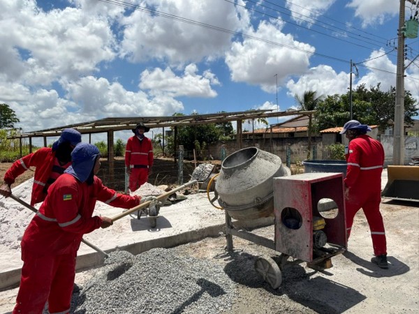 Mais de 50 obras estão em andamento na cidade de Itabaiana, trazendo avanços, novidades e benefícios à população