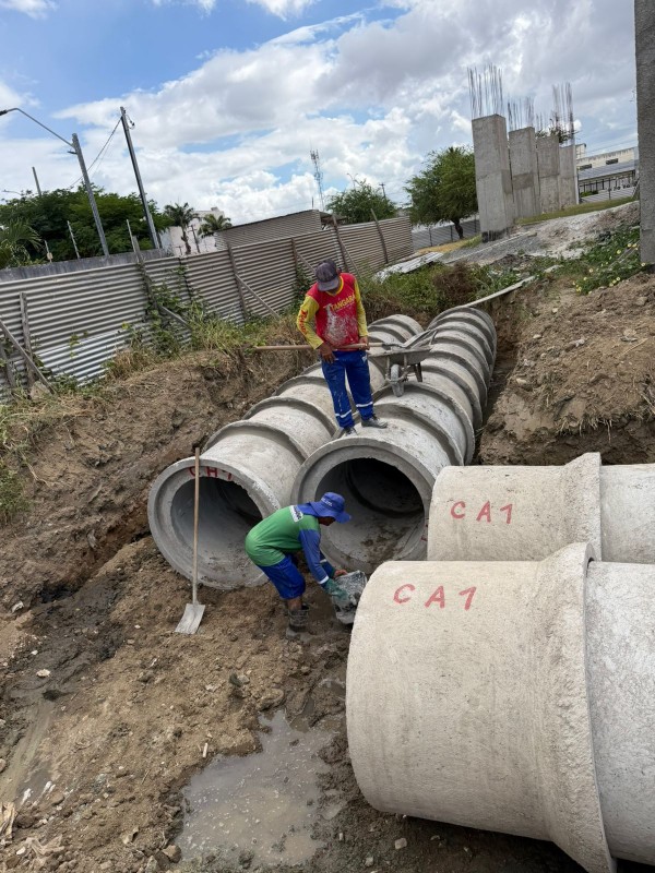 Secretaria de Obras realiza ações de infraestrutura neste sábado (17)