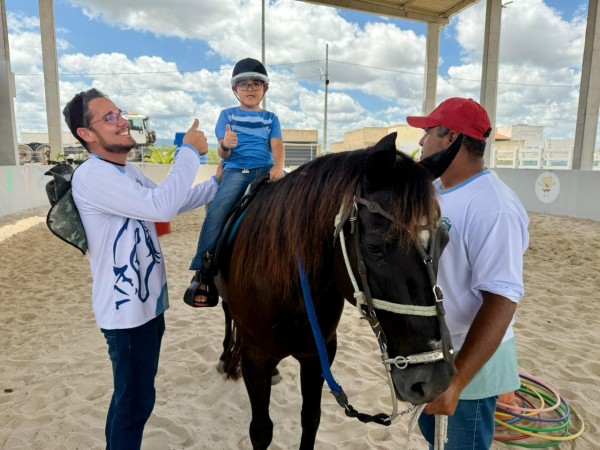 Centro de Equoterapia de Itabaiana zera fila de espera e reforça compromisso da gestão com o atendimento especializado de crianças e adolescentes