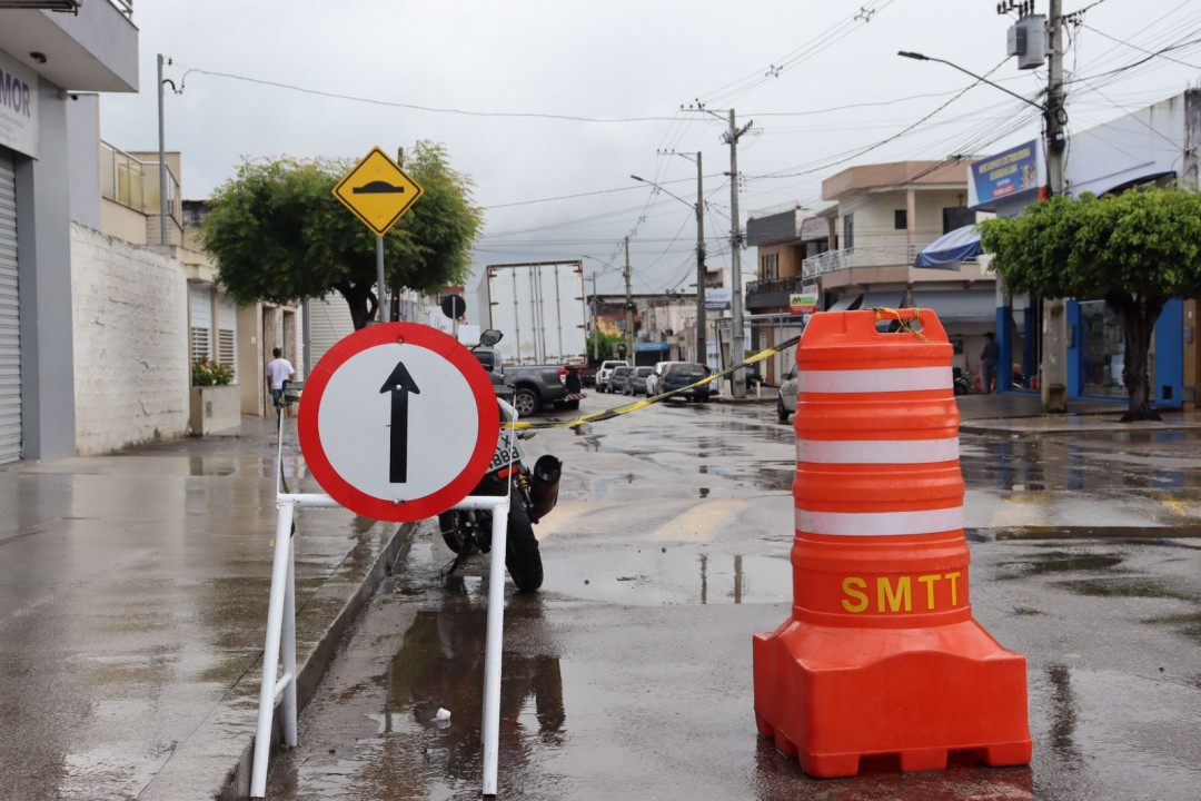 SMTT promove alteração no trânsito da Rua Percílio Andrade