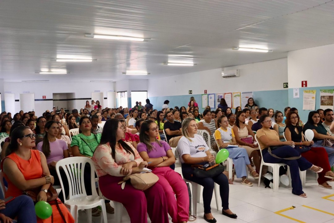 Encontro Pedagógico de Apoio Escolar discute a importância do monitor no processo de inclusão na rede municipal