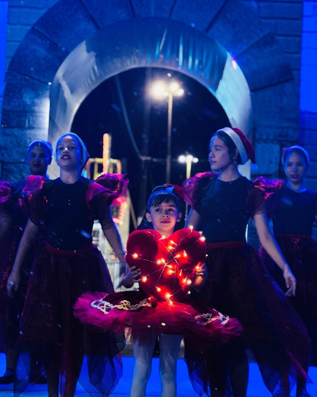 Programação do “Natal Luz” de Itabaiana encanta Sergipe, com apresentações na Praça Fausto Cardoso e no Castelo Encantado